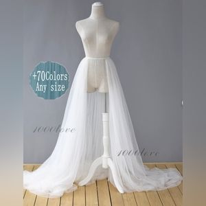 Elegant White A-Line Tulle Skirt